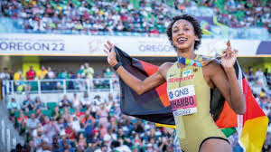 见证这场激 见证这场激